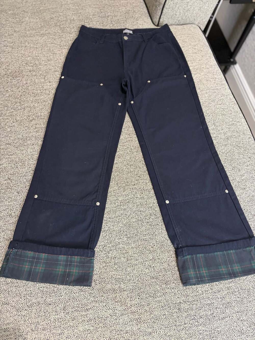 128-Poster Grl Pants Size M Black Plaid Cuffs Carpenter Double Knee